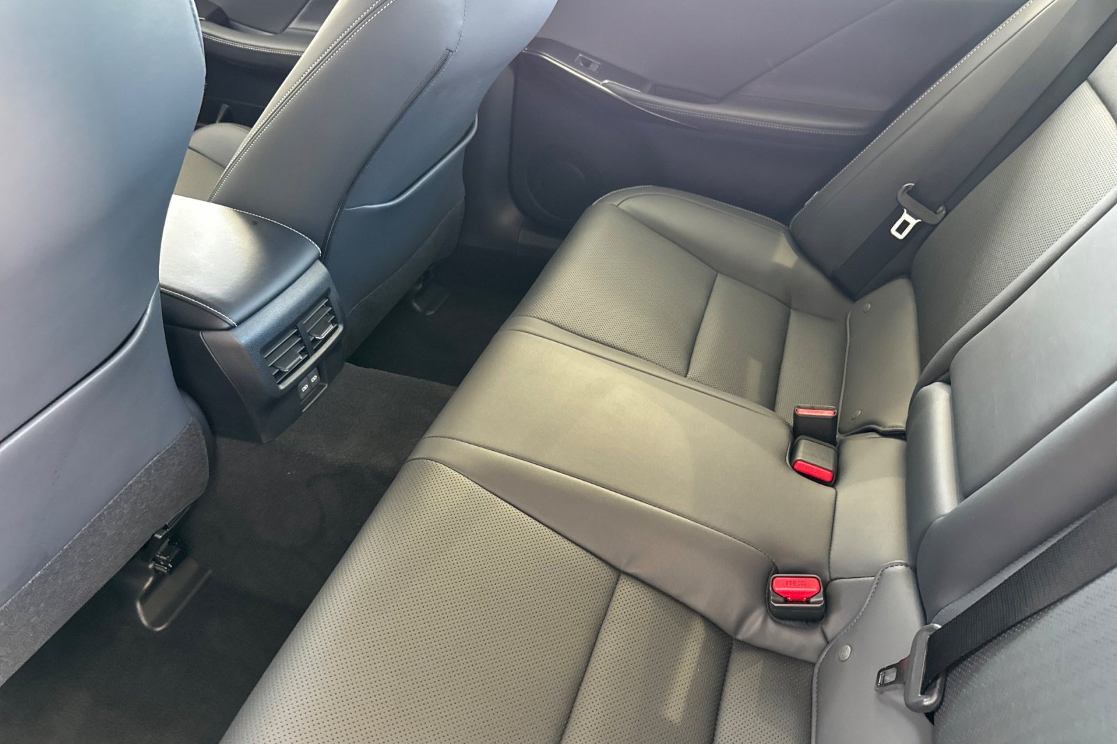 Certified 2026 Lexus IS 350 F Sport w/ Accessory Package Z1 RWD image 15