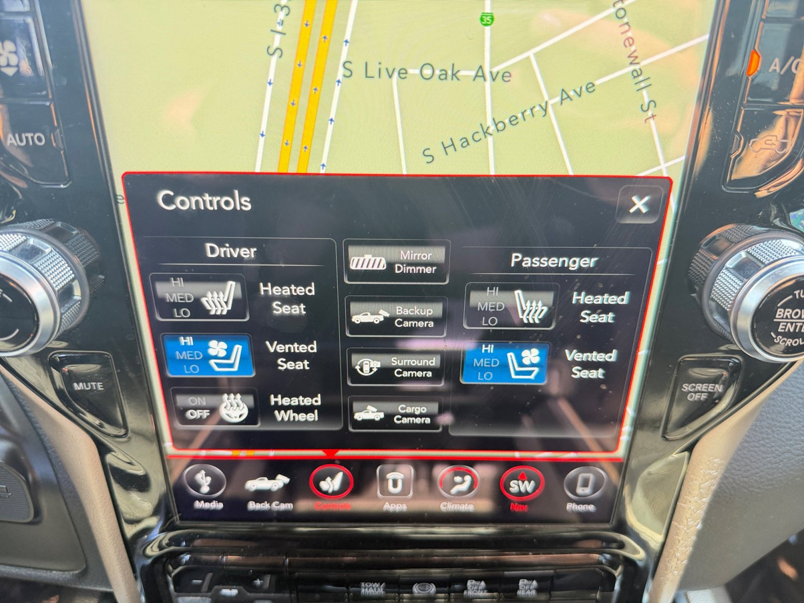 Certified 2019 RAM 2500 Laramie w/ Night Edition AWD/4WD image 19