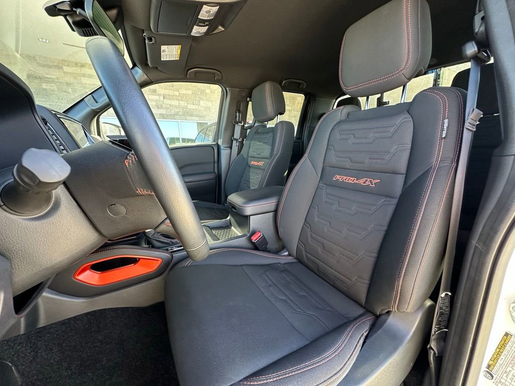 Used 2023 Nissan Frontier PRO-4X w/ Technology Package image 6