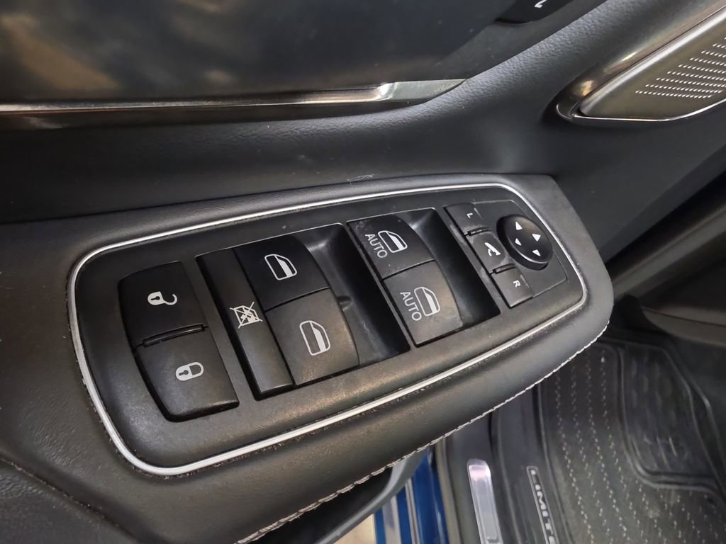 Used 2020 RAM 1500 Limited AWD/4WD image 14