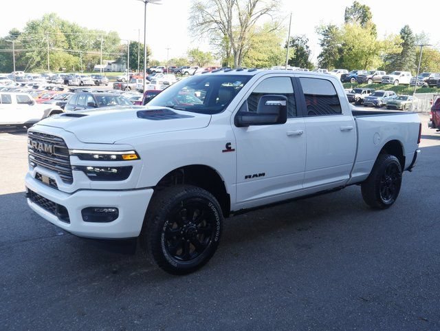 New 2025 RAM 2500 Laramie AWD/4WD image 10