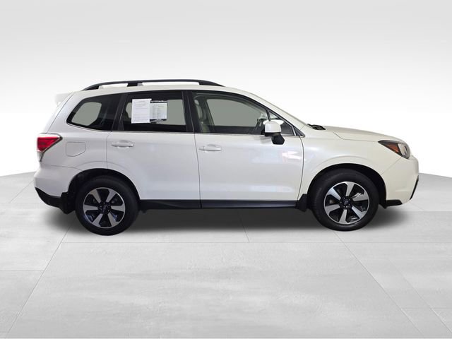 Used 2017 Subaru Forester 2.5i Limited image 8
