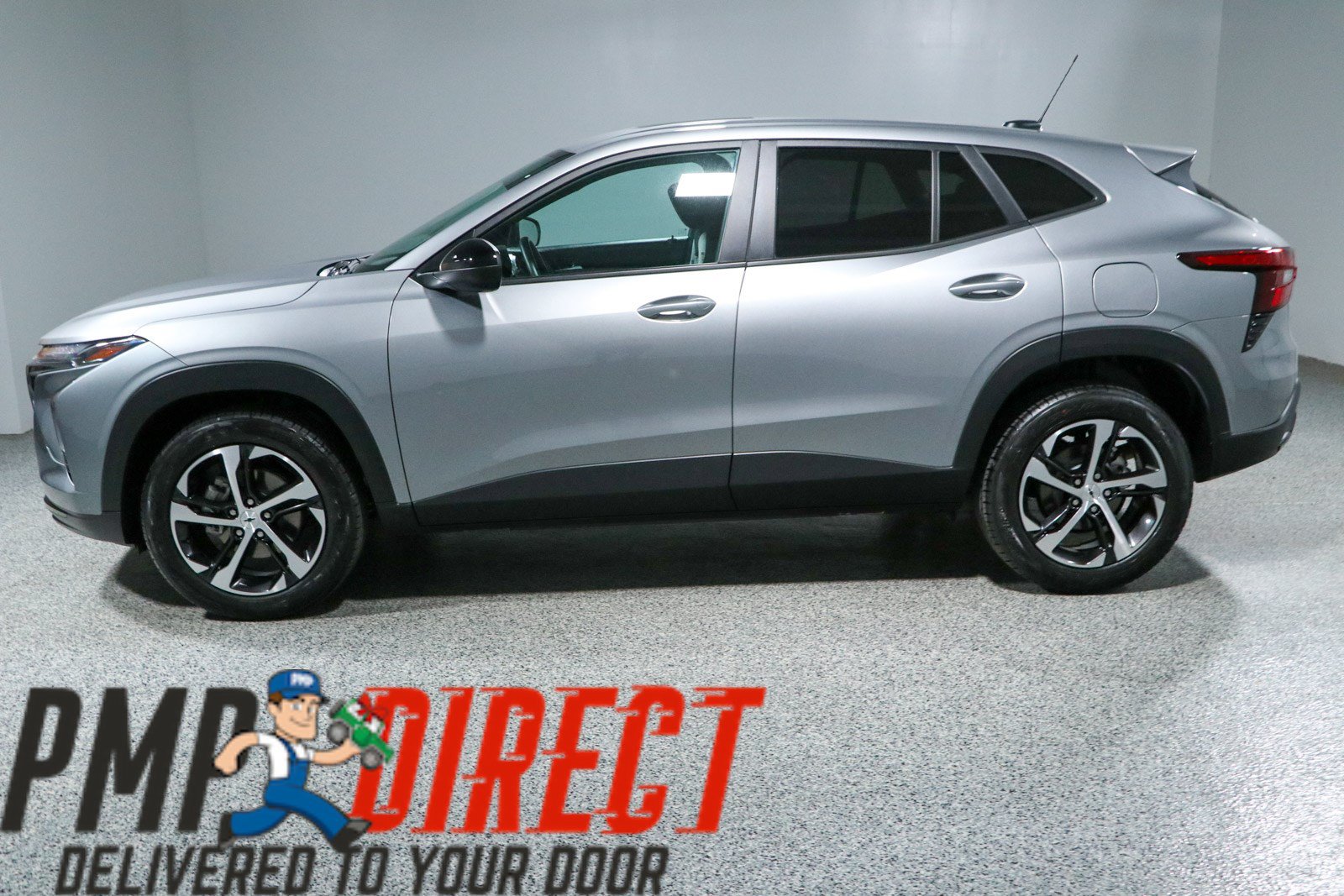 Used 2024 Chevrolet Trax RS w/ Sunroof Package FWD image 10