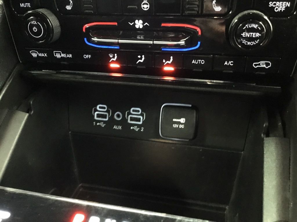 Used 2024 Jeep Grand Cherokee Limited image 29