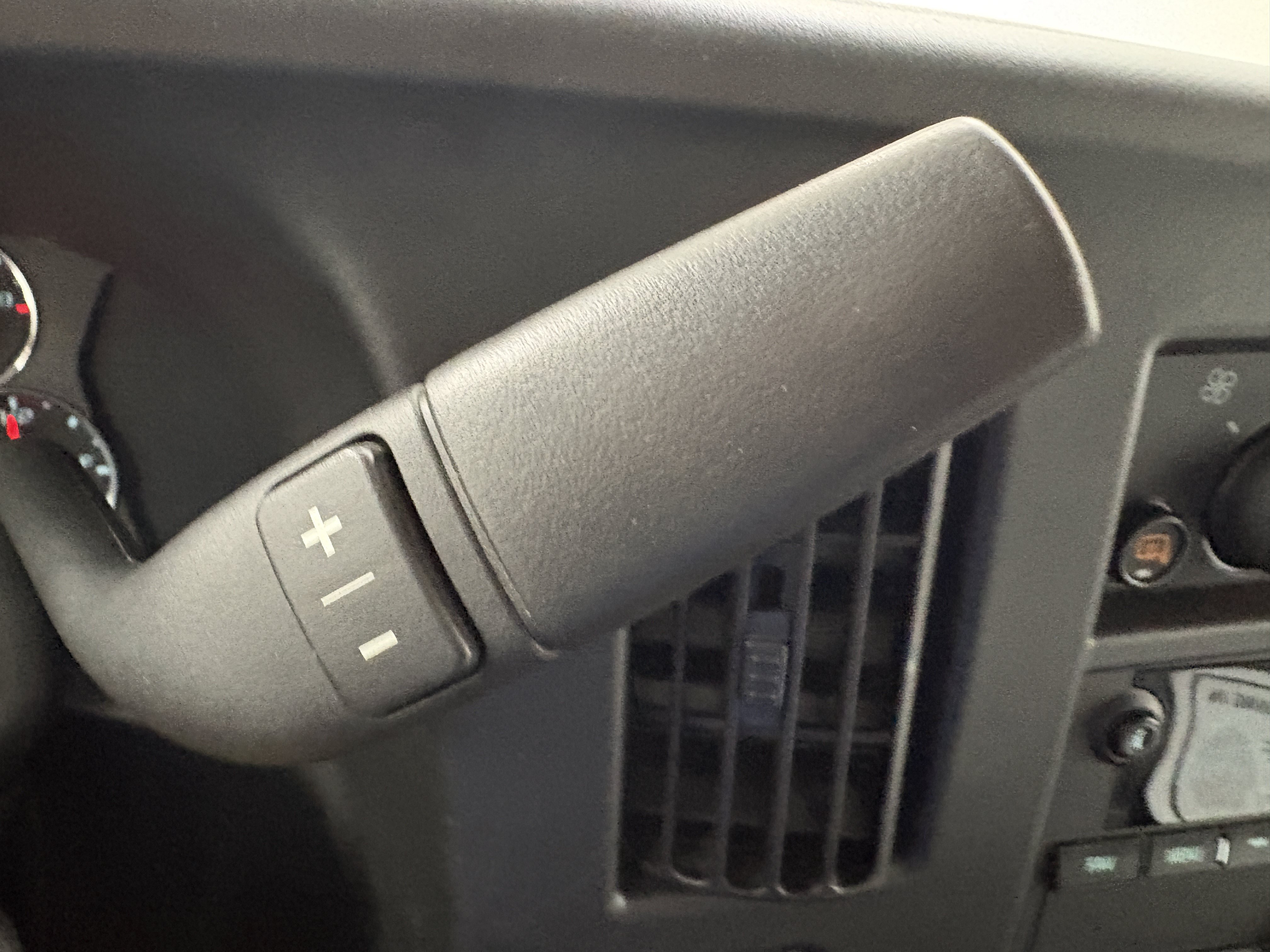 Used 2023 GMC Savana 3500 w/ Driver Convenience Package RWD image 22