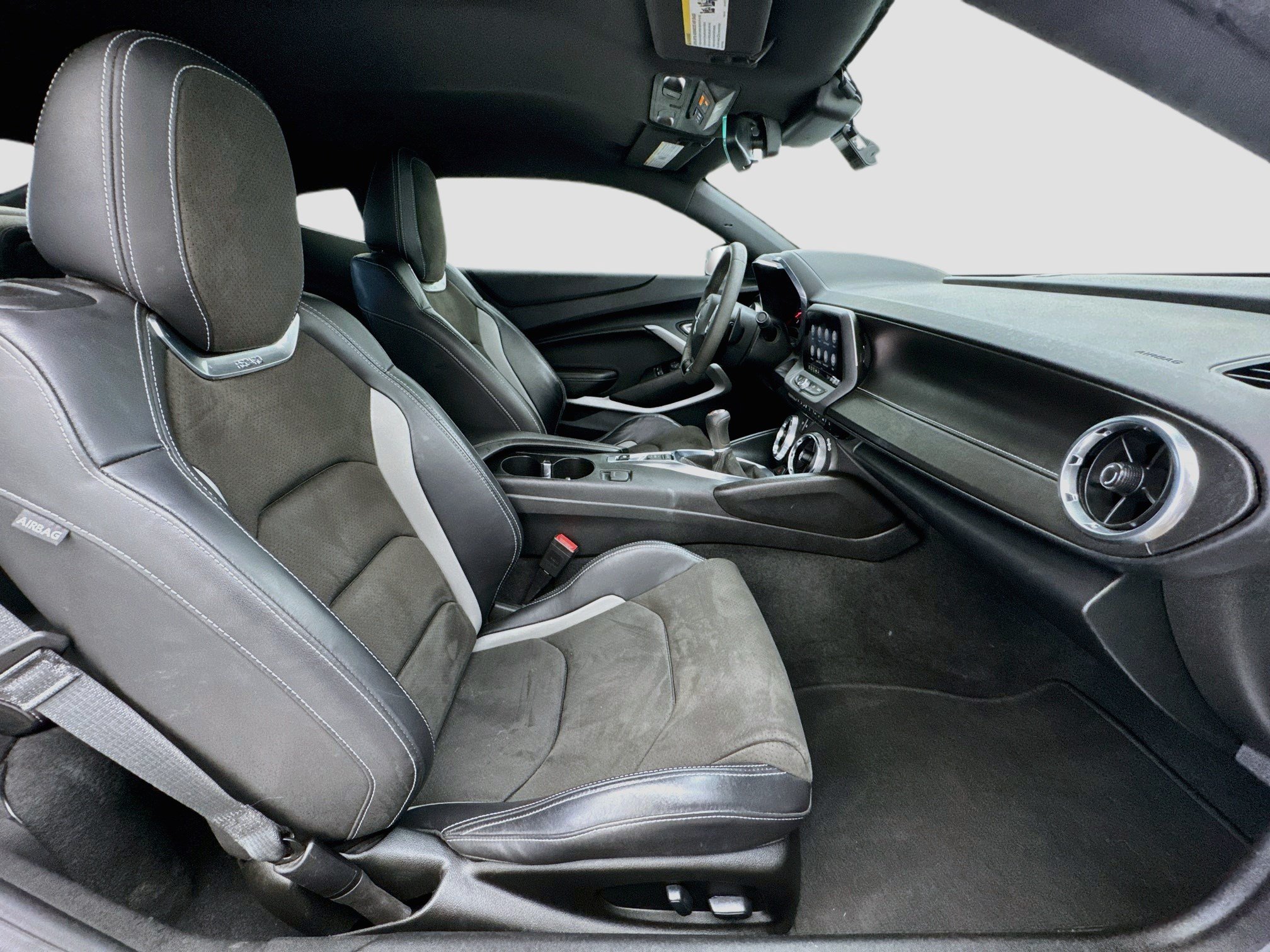 Used 2021 Chevrolet Camaro SS RWD image 18