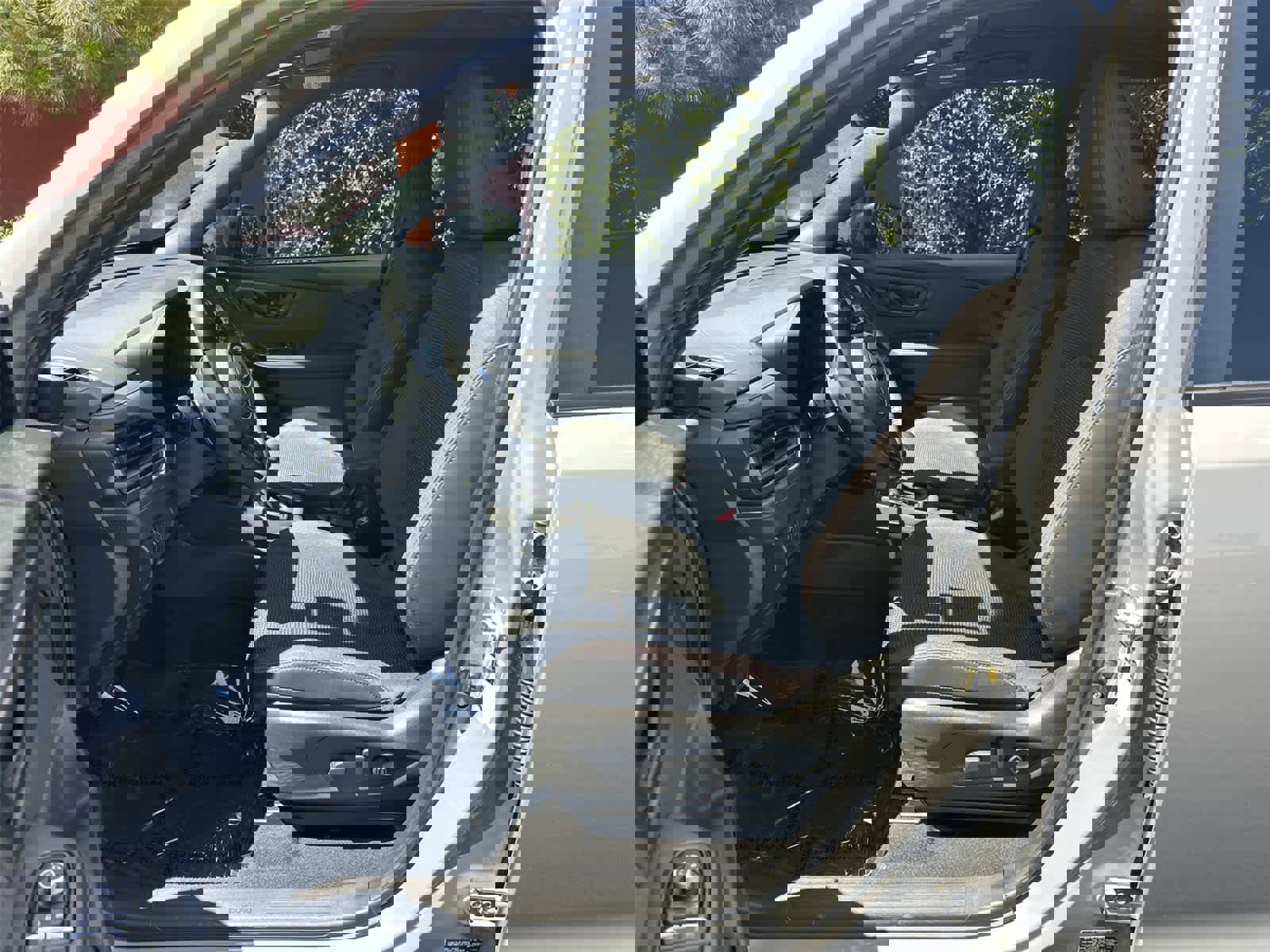 Used 2025 Subaru Forester Premium AWD/4WD image 11