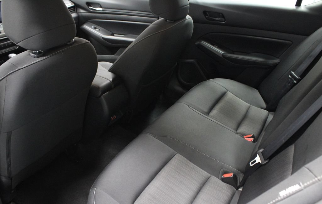 Certified 2024 Nissan Altima 2.5 SV FWD image 20