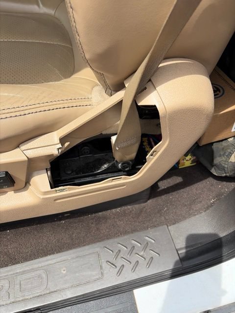 Used 2011 Ford F150 Lariat w/ Lariat Plus Pkg RWD image 5