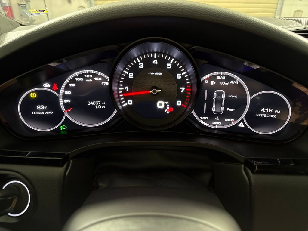 Used 2020 Porsche Cayenne Base image 15