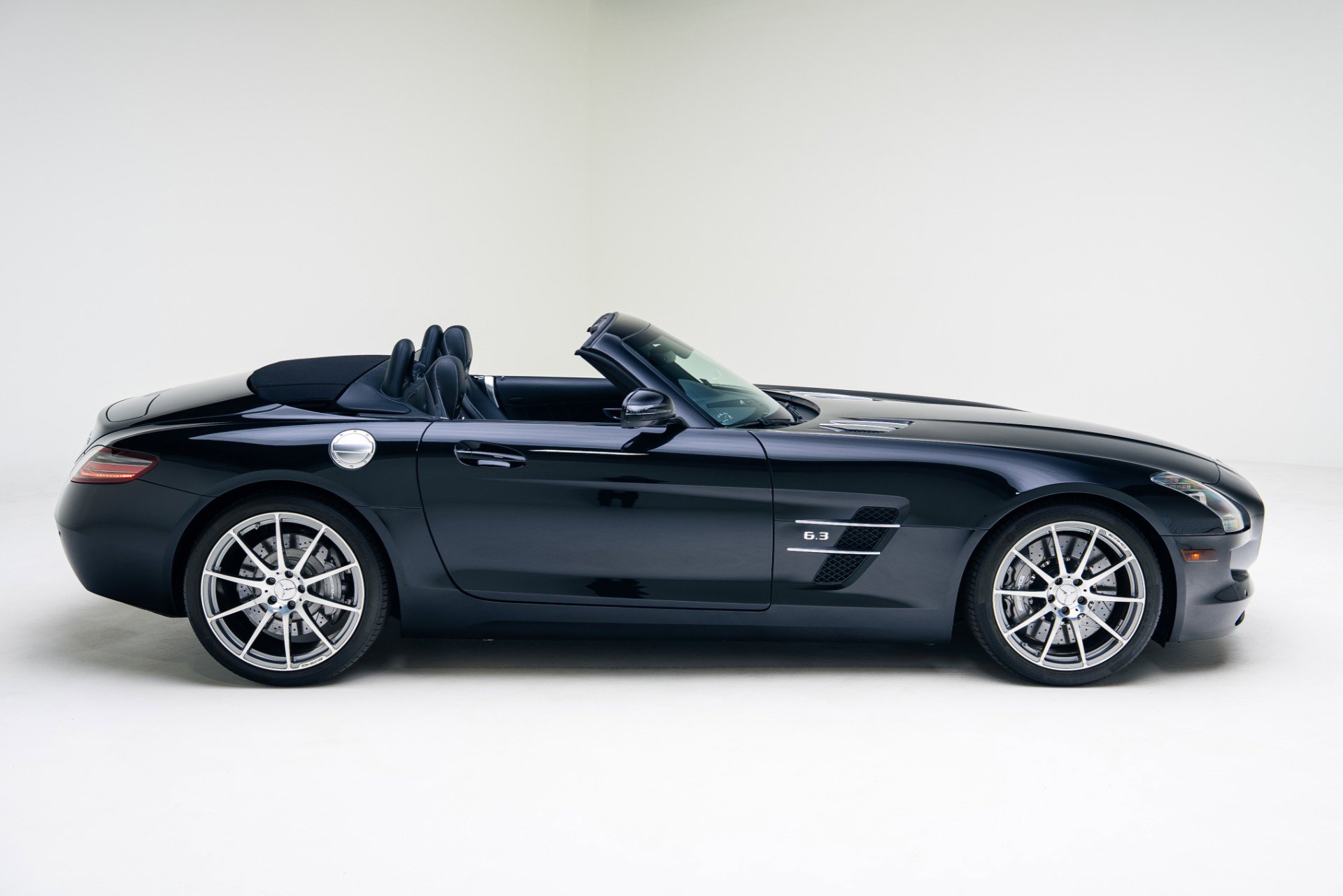 Used 2012 Mercedes-Benz SLS AMG image 17