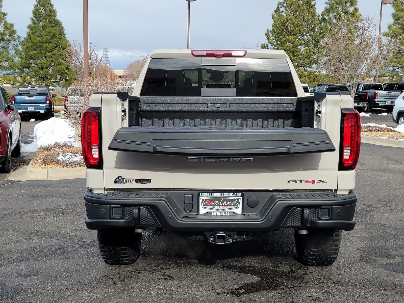 New 2026 GMC Sierra 1500 AT4X w/ AT4X AEV Edition image 11