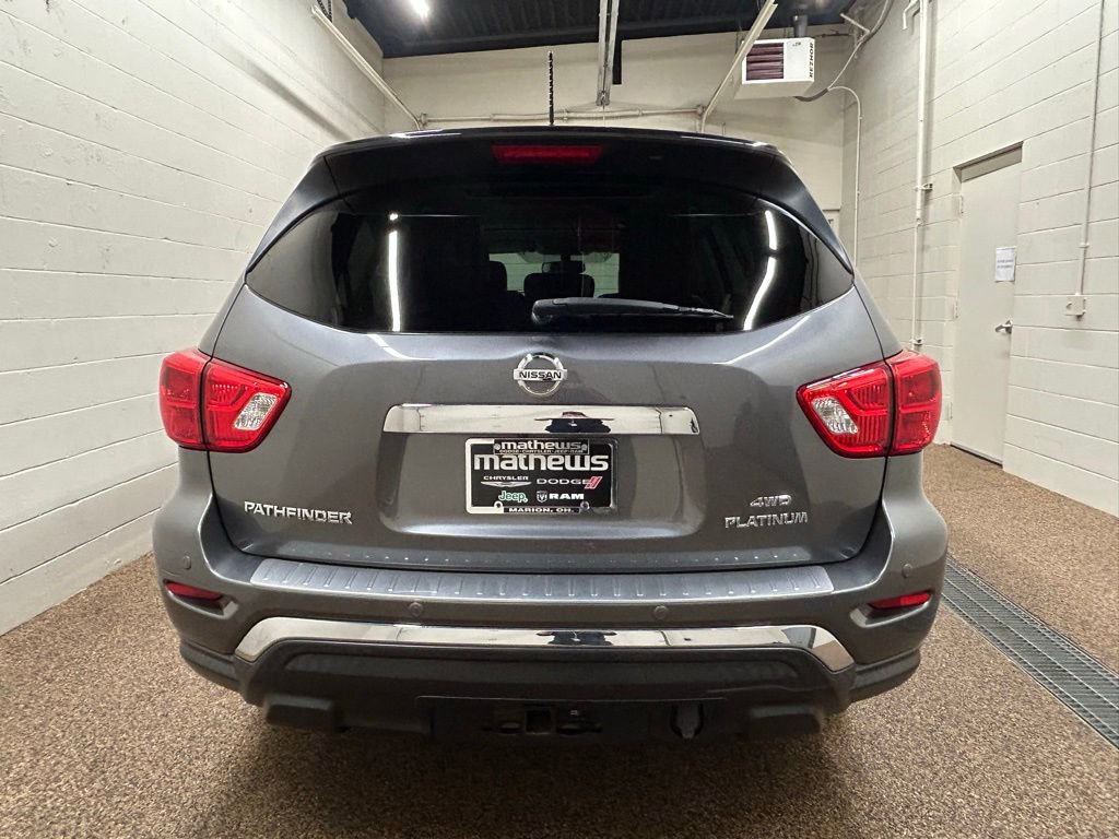 Used 2017 Nissan Pathfinder Platinum w/ Family Entertainment Package image 3