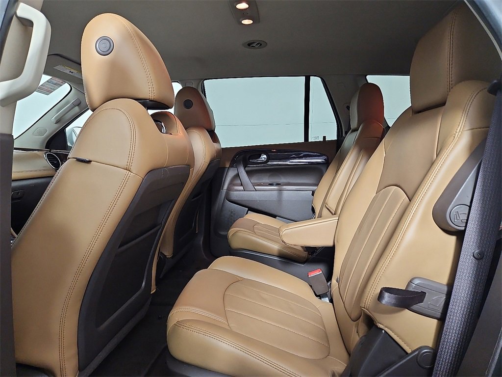Used 2017 Buick Enclave Leather image 13