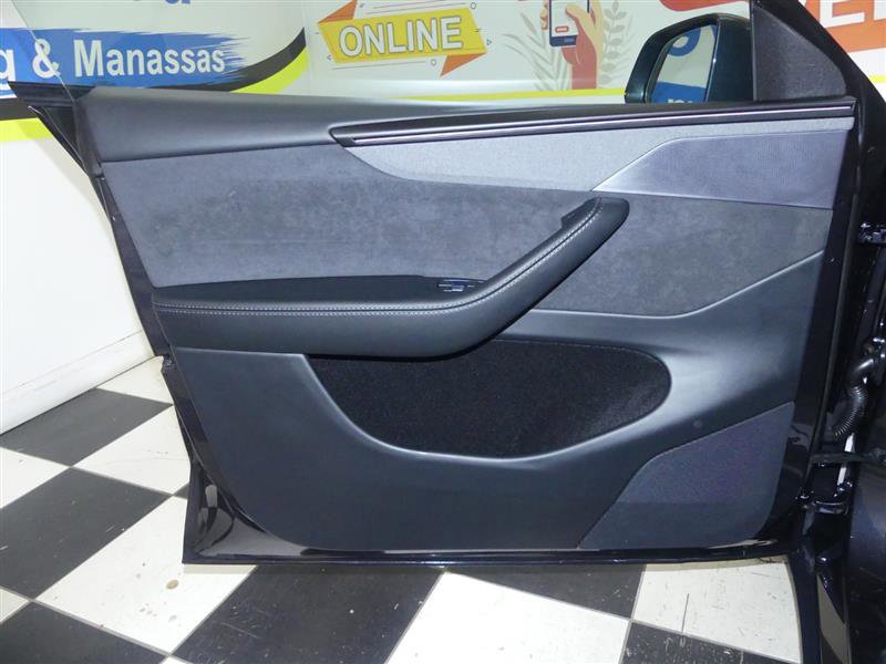 Used 2026 Tesla Model Y Long Range RWD image 23