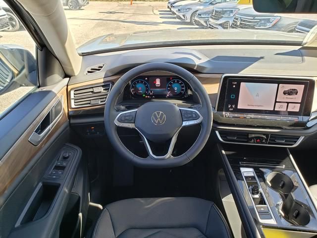 New 2026 Volkswagen Atlas SE image 9