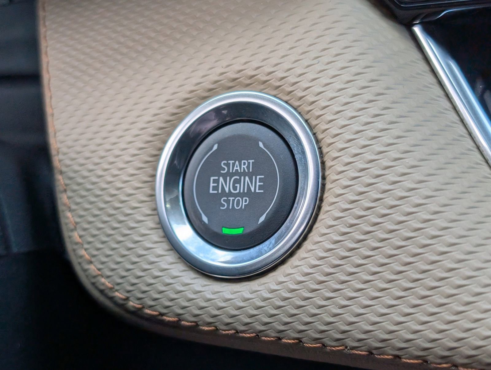 New 2026 Chevrolet Equinox ACTIV w/ Safety and Technology Package image 22