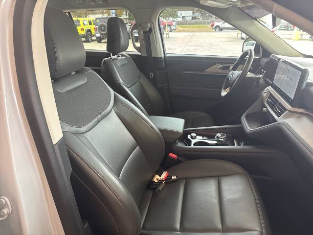 Certified 2025 Ford Explorer Active w/ Active Comfort Package image 20