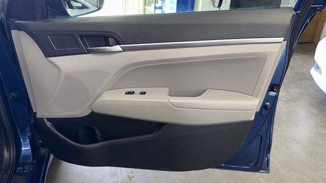 Used 2019 Hyundai Elantra SEL image 18