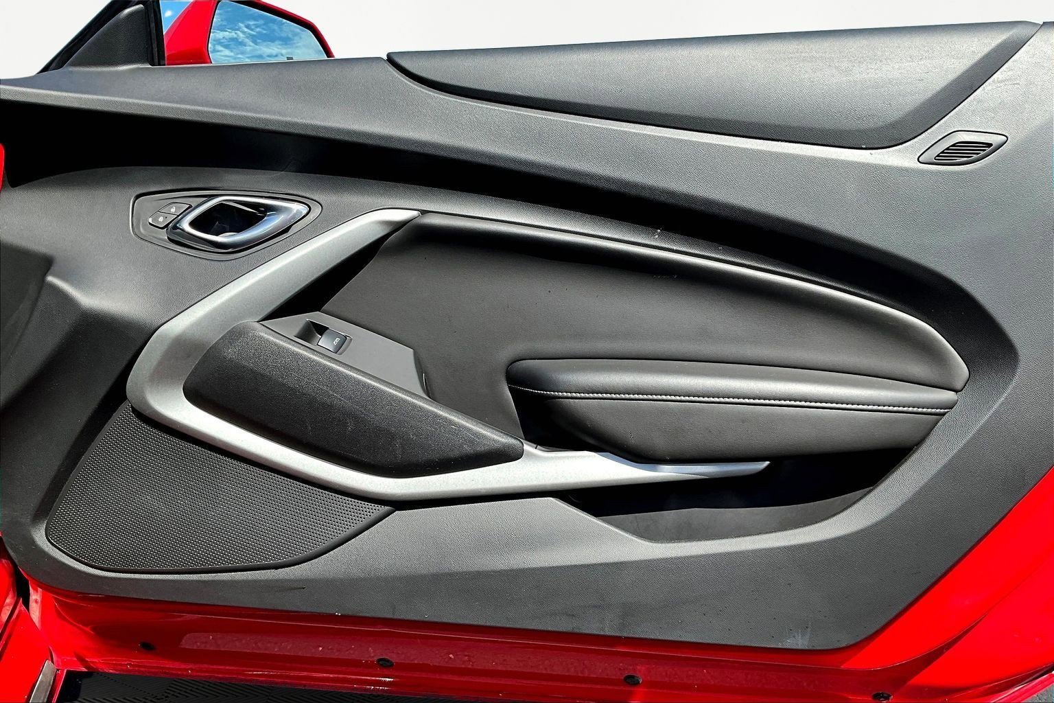 Used 2017 Chevrolet Camaro LT w/ RS Package image 28