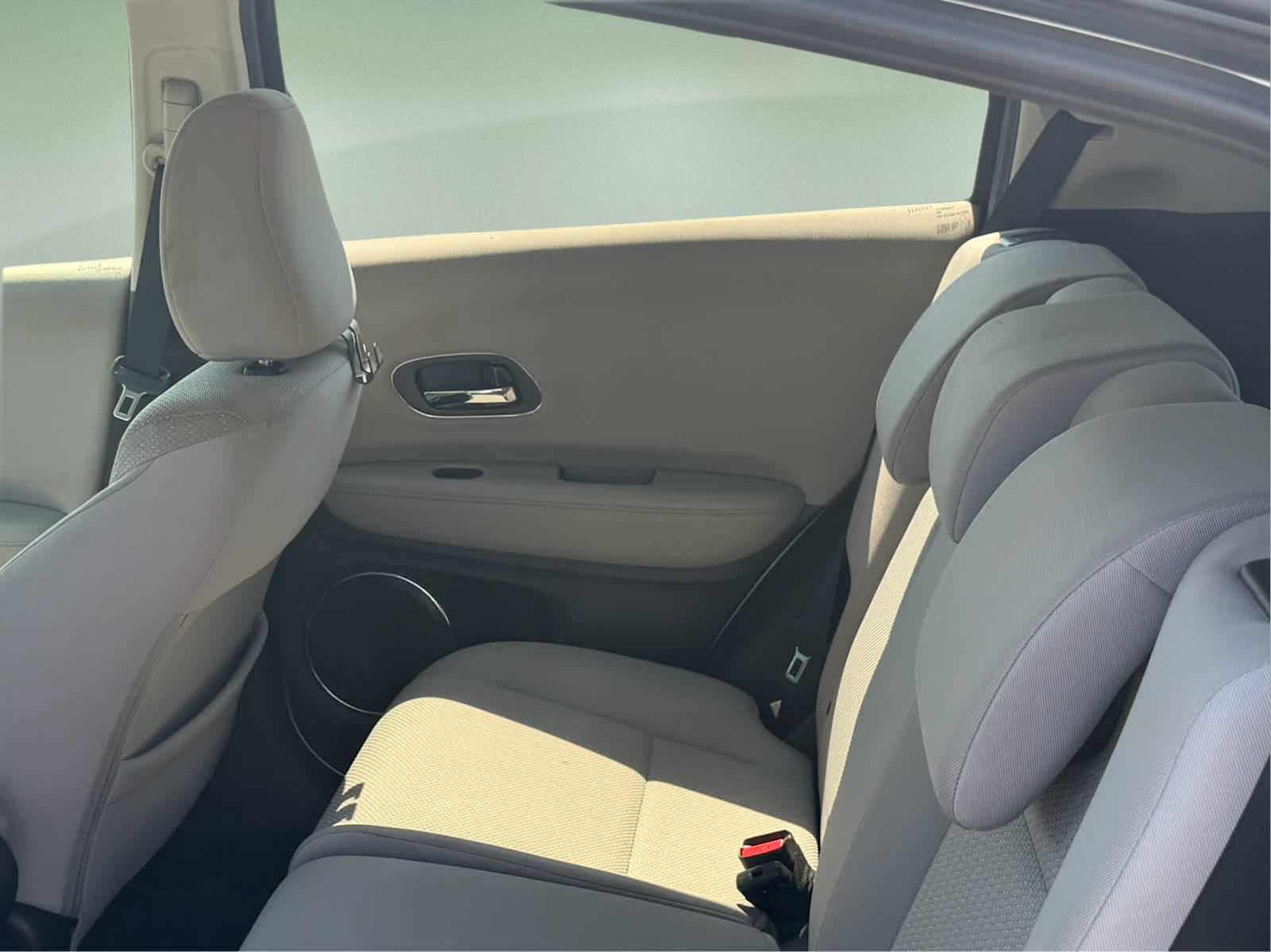 Used 2018 Honda HR-V EX image 24