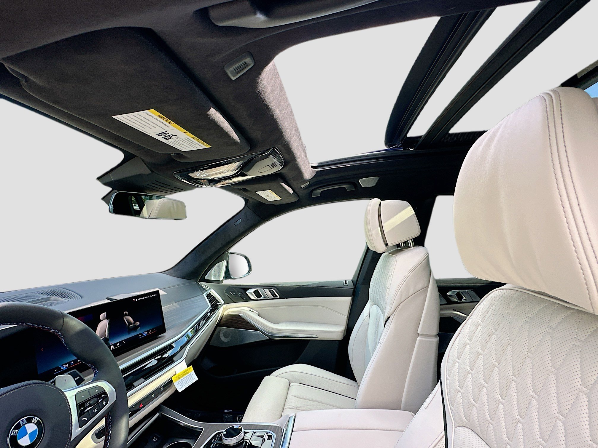 New 2026 BMW X7 M60i image 17