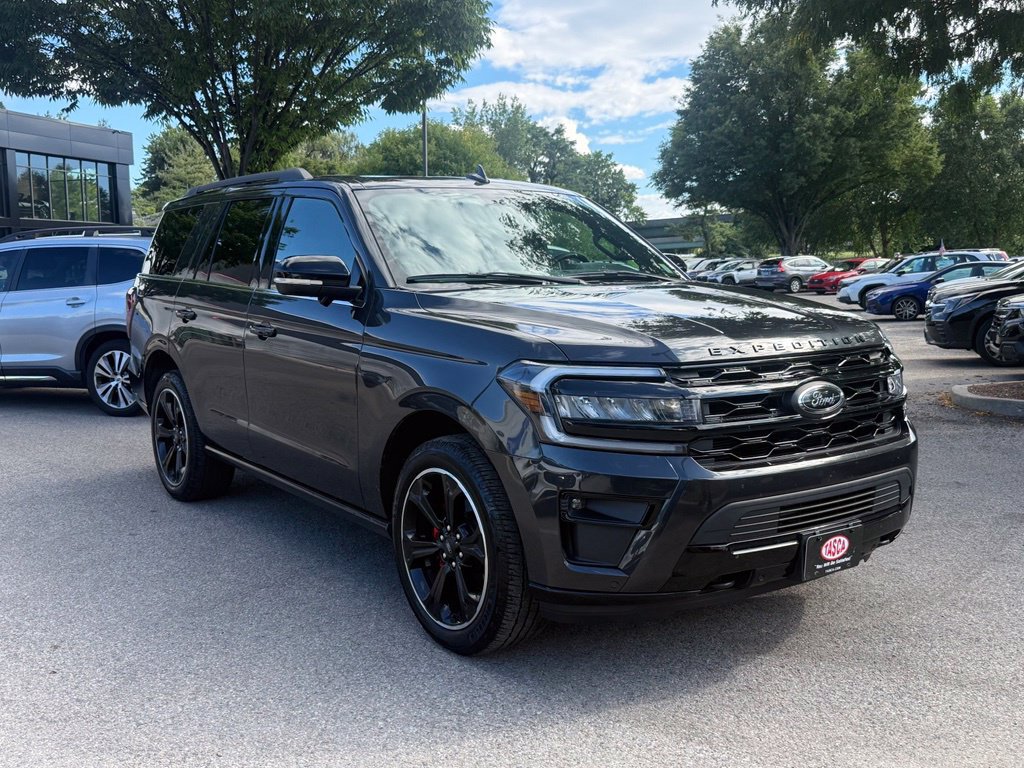Used 2023 Ford Expedition Limited