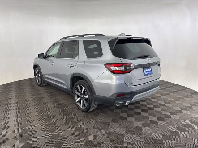Certified 2023 Honda Pilot Touring image 9