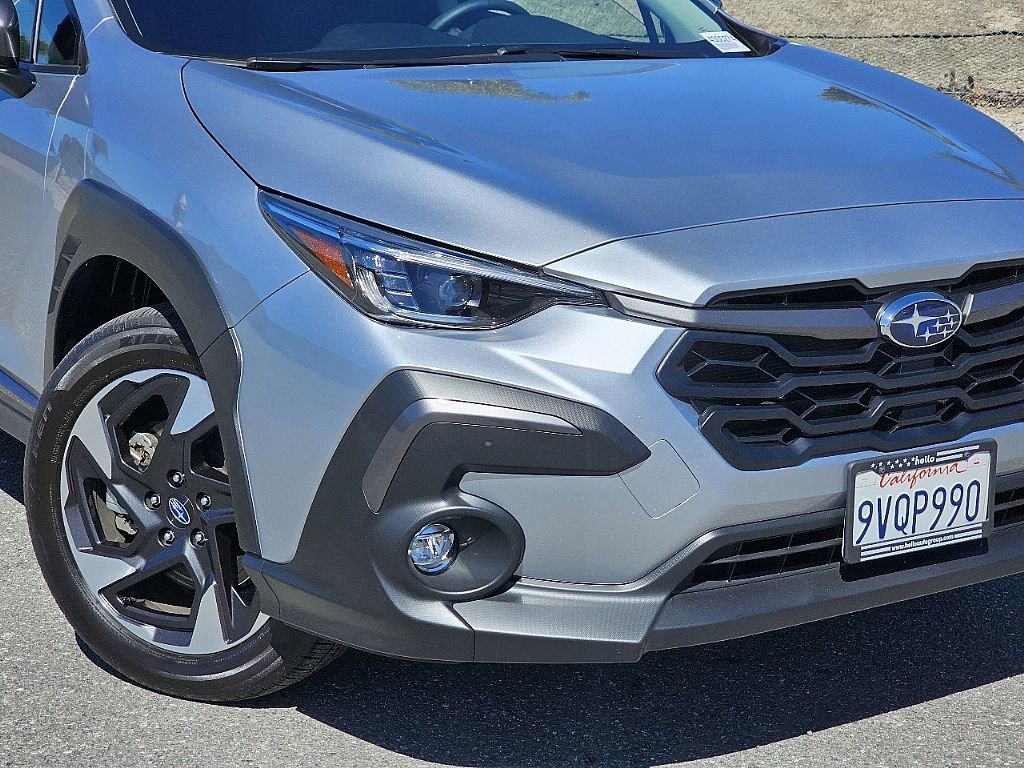 Certified 2025 Subaru Crosstrek 2.5i Limited w/ Crosstrek Mirror Package image 6