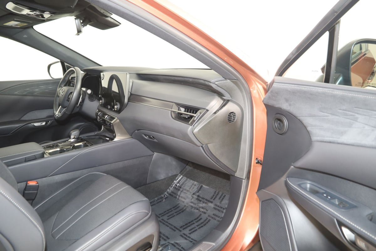 Used 2024 Lexus RX 500h F Sport w/ Convenience Package AWD/4WD image 47