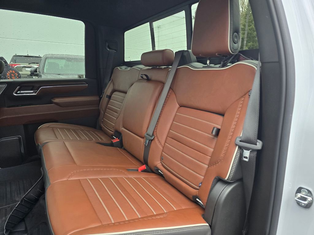 Used 2024 GMC Sierra 3500 Denali Ultimate image 52