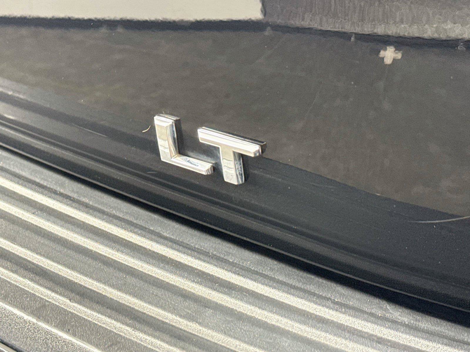 Used 2025 Chevrolet Tahoe LT AWD/4WD image 15