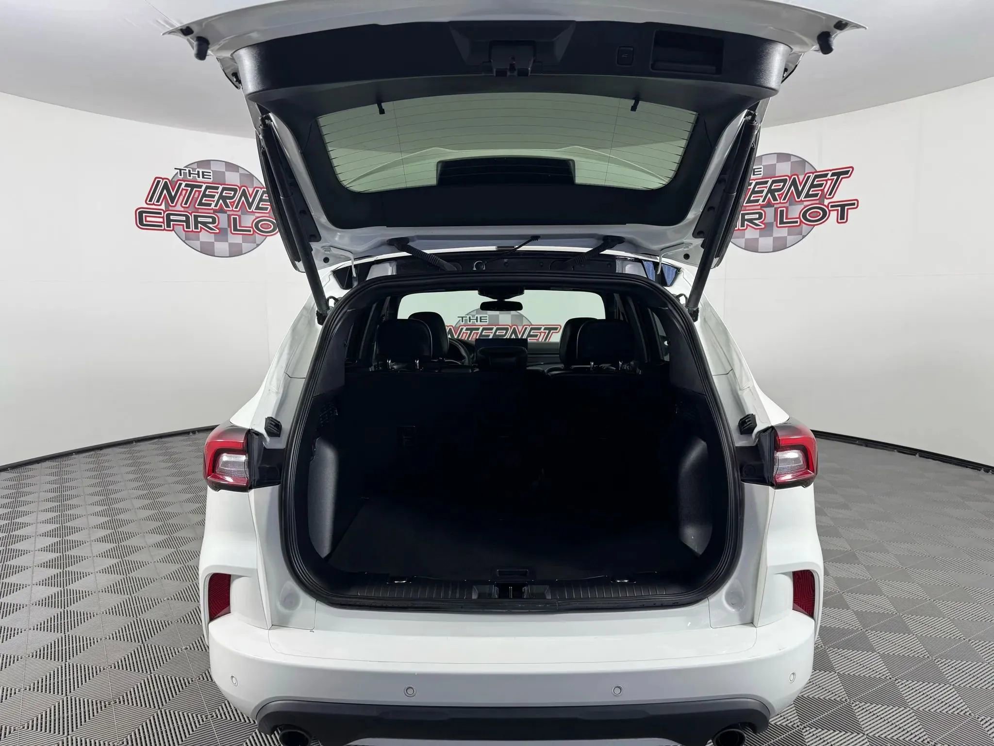 Used 2023 Ford Escape ST-Line w/ Tech Pack #1 image 27