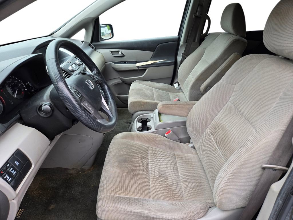 Used 2013 Honda Odyssey EX image 11