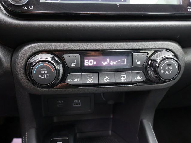 Used 2024 Nissan Kicks SR w/ SR Premium Package image 23