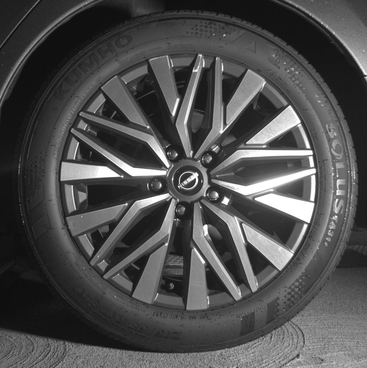 Used 2025 Nissan Altima 2.5 SV image 14