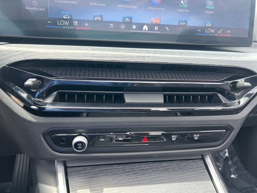 Used 2025 BMW 430i Convertible RWD image 34