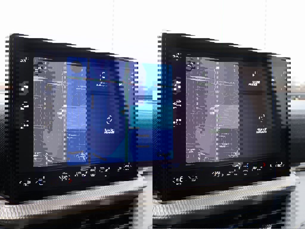 Used 2025 Ford Explorer Active w/ Active Comfort Package image 35