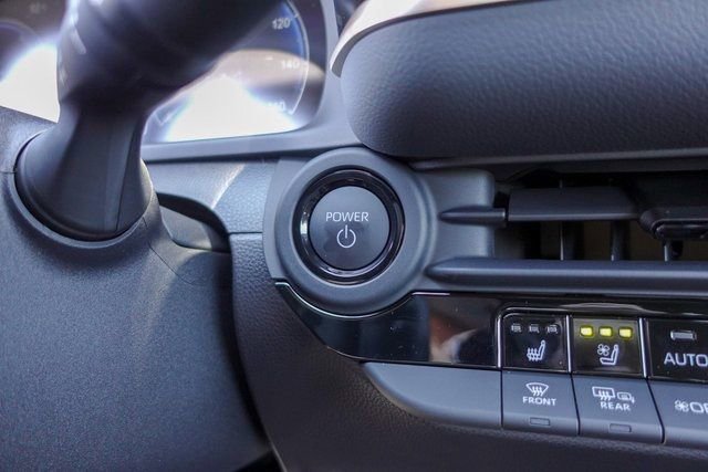 New 2025 Toyota Crown Signia image 25