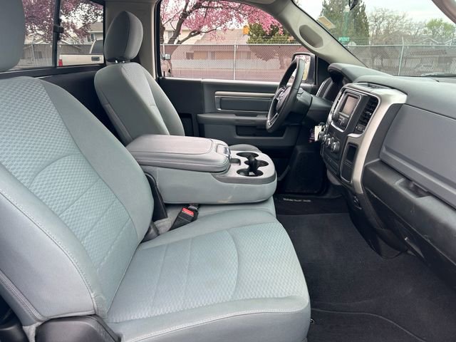 Used 2019 RAM 1500 Classic SLT AWD/4WD image 30