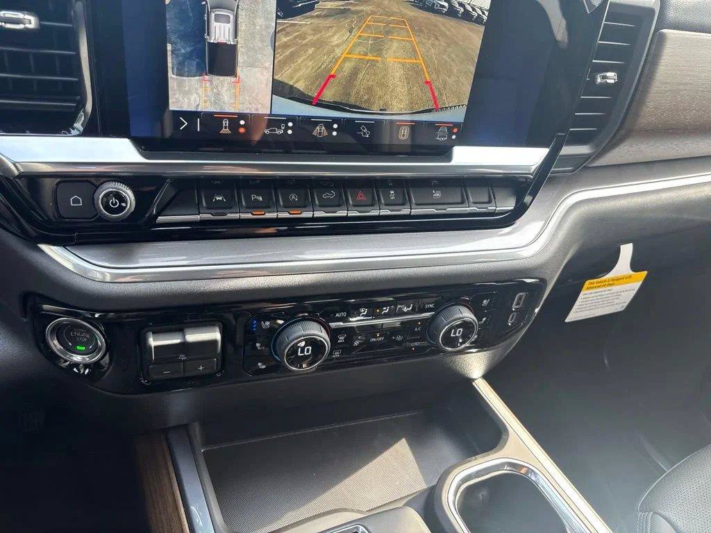 New 2026 Chevrolet Silverado 1500 High Country AWD/4WD image 23