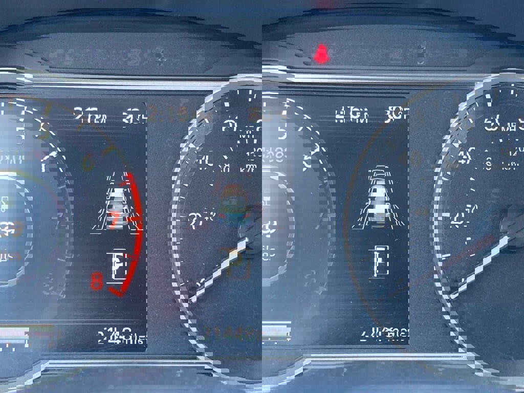 Used 2025 Nissan Versa SV image 15