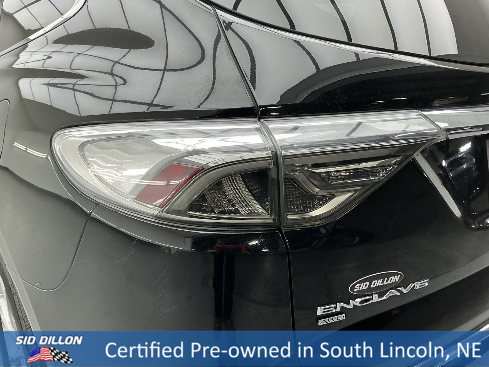 Used 2022 Buick Enclave Avenir w/ Avenir Technology Package image 23