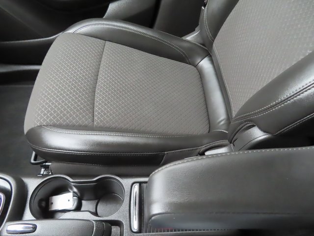 Used 2020 Buick Encore Preferred image 32