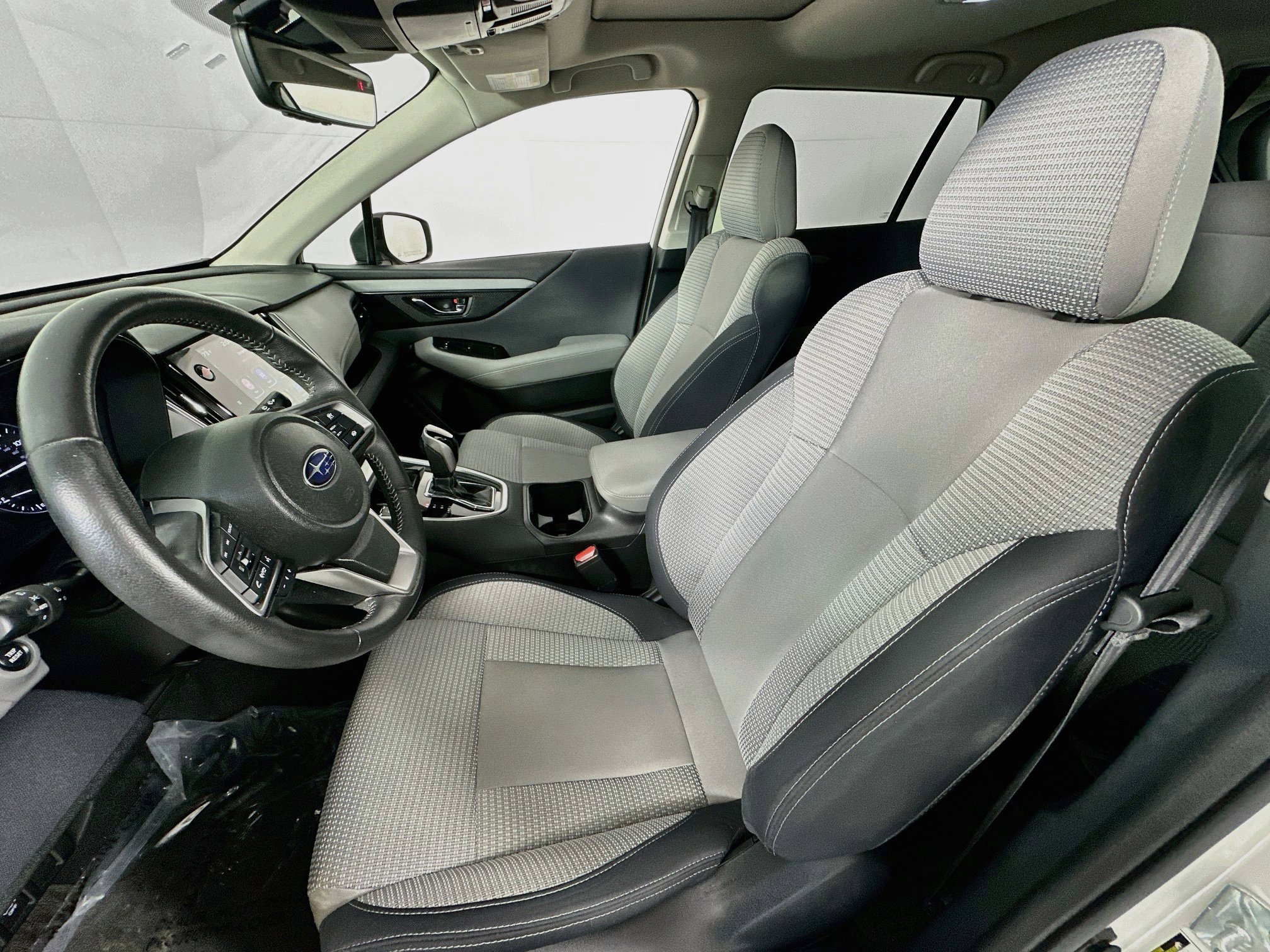 Used 2023 Subaru Outback Premium AWD/4WD image 21