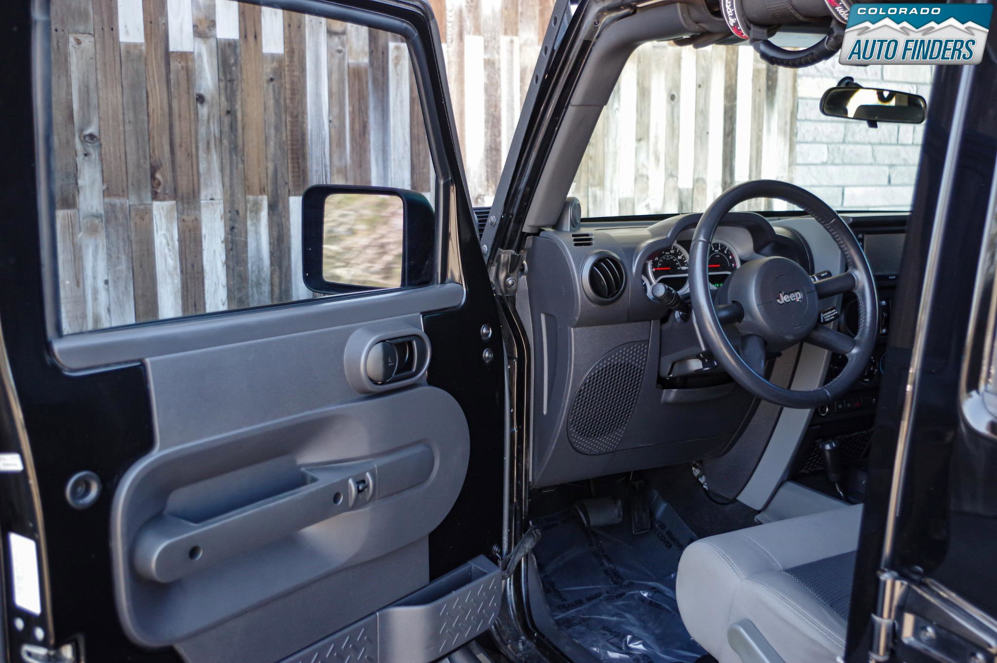 Used 2010 Jeep Wrangler Unlimited Rubicon w/ Dual Top Group image 10