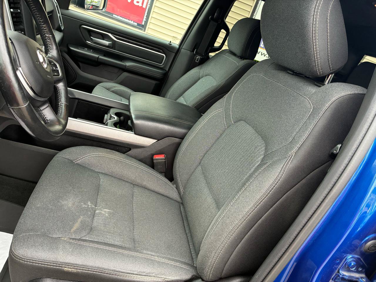 Used 2019 RAM 1500 Big Horn AWD/4WD image 9