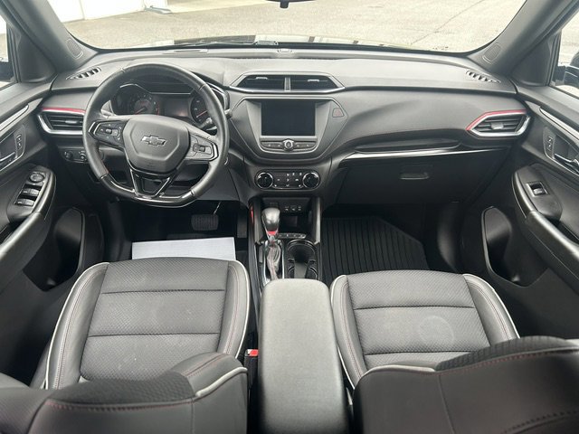 Used 2022 Chevrolet TrailBlazer RS FWD image 12