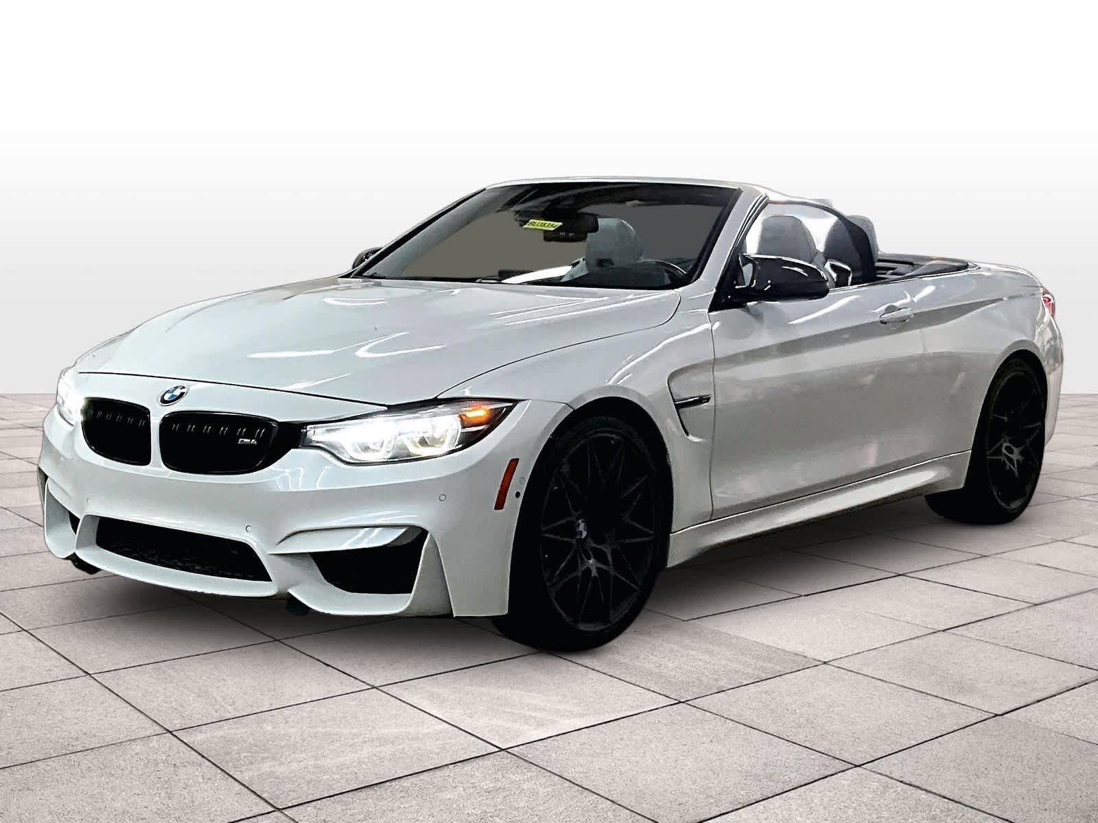Used 2018 BMW M4 Convertible image 1