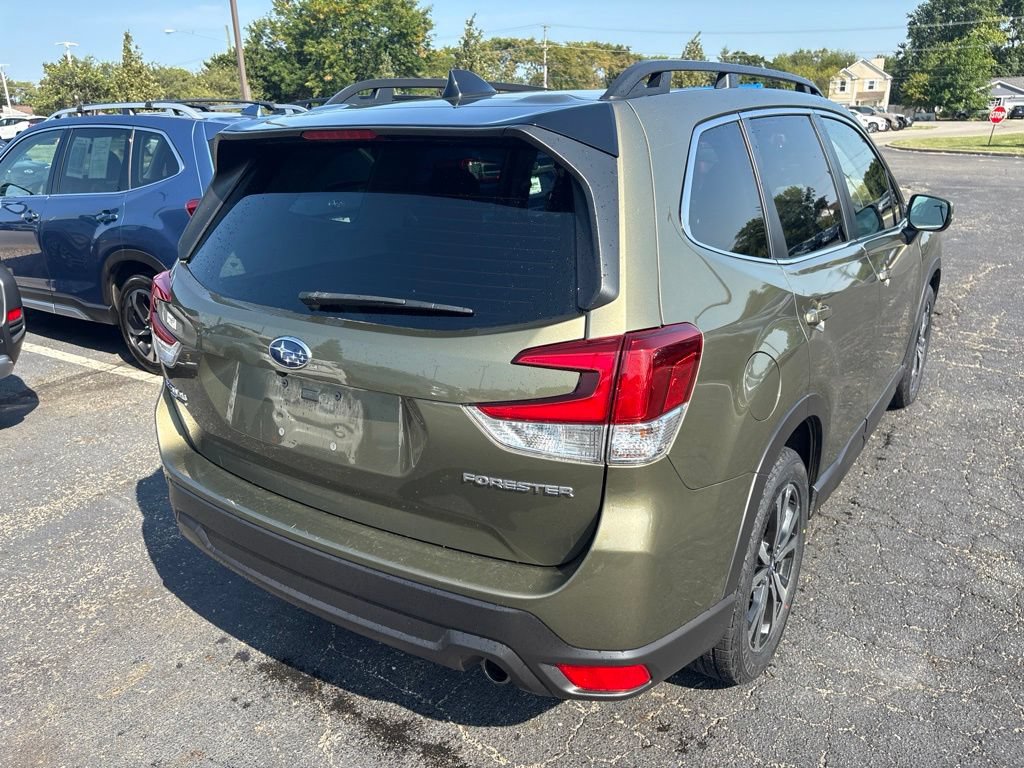 Certified 2024 Subaru Forester Limited AWD/4WD image 3